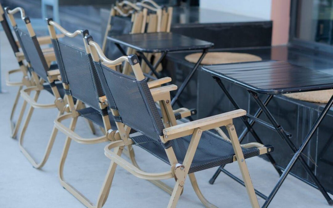 Jak wybrać meble ogrodowe na sezon letni?
