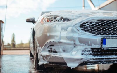 Auto detailing w Warszawie — dlaczego zwykła myjnia to za mało dla nowoczesnego kierowcy?